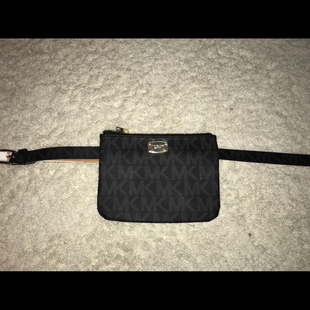 New Michael Kors fanny pack